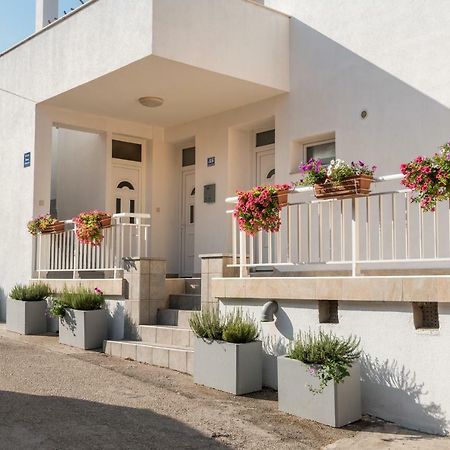 Apartments Galeb Blace Dış mekan fotoğraf