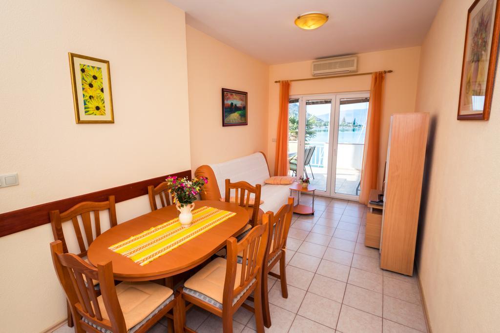 Apartments Galeb Blace Dış mekan fotoğraf