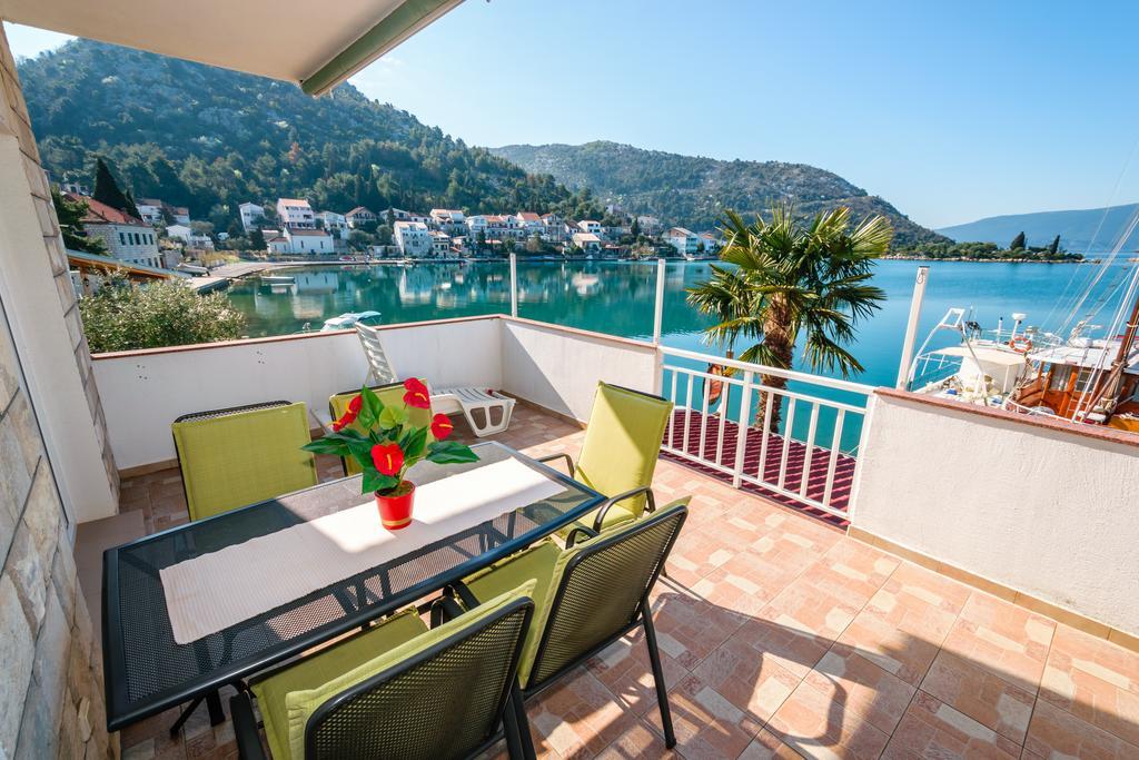Apartments Galeb Blace Dış mekan fotoğraf
