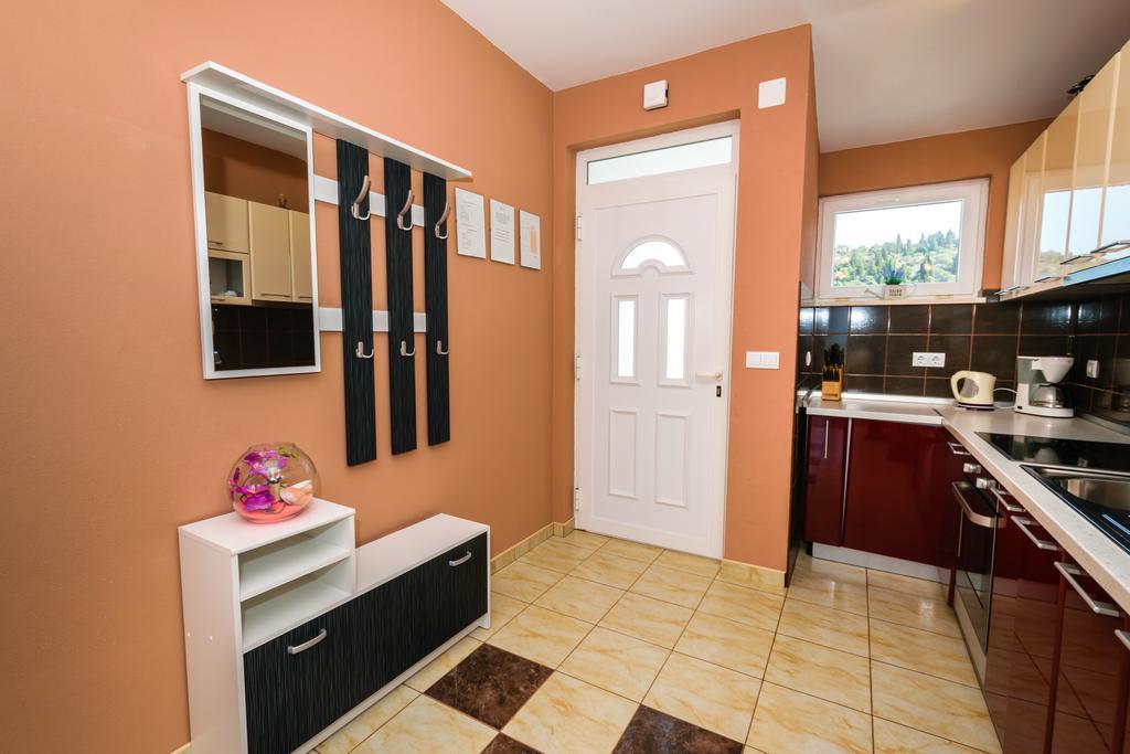 Apartments Galeb Blace Dış mekan fotoğraf