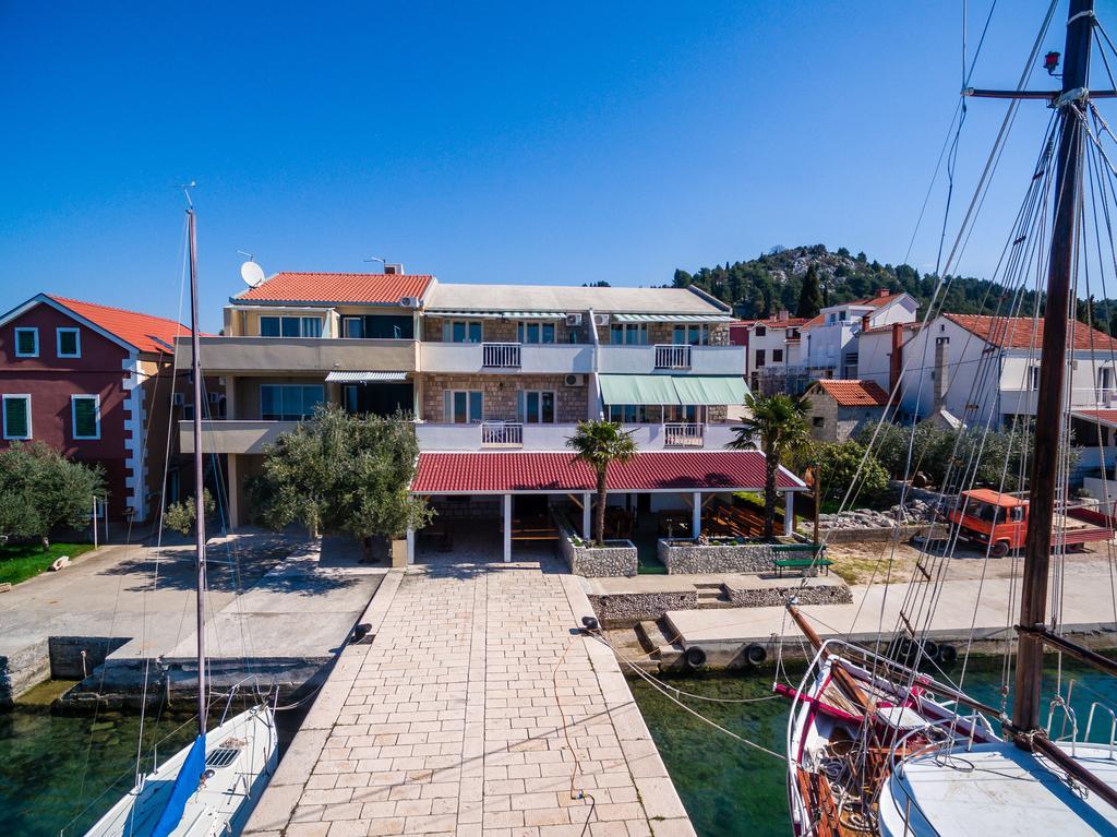 Apartments Galeb Blace Dış mekan fotoğraf
